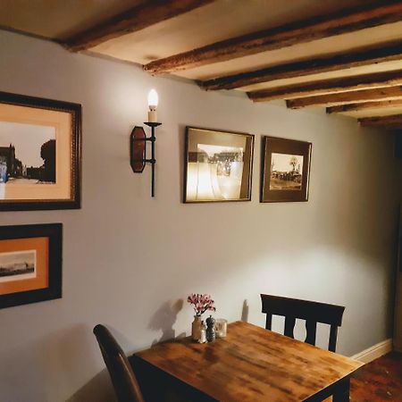 Sculthorpe Mill Hotel Fakenham Buitenkant foto