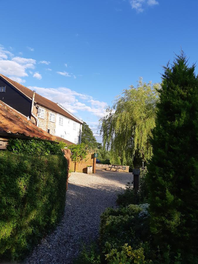 Sculthorpe Mill Hotel Fakenham Buitenkant foto